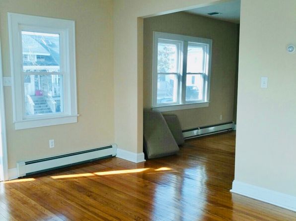 125 Sportsmans Ave FLOOR 1, Freeport, NY 11520