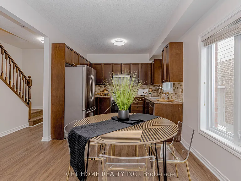 1243 Old Zeller Dr — Photo 14