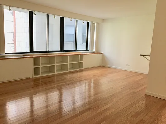 Rented by T&T Real Estate | media 12