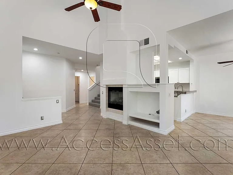 3410 E Salisbury Cir #C — Photo 8