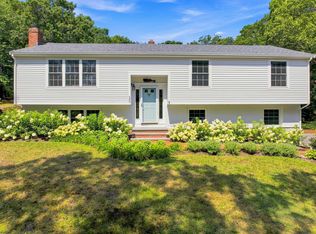 30 Pawtuxet Rd, Plymouth, MA 02360