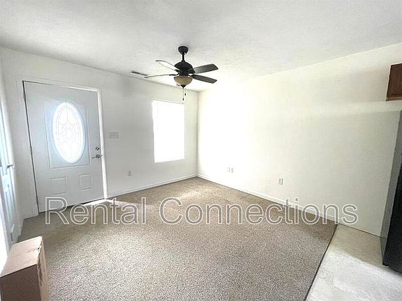 4th image of 2100 W Orchard St APT B