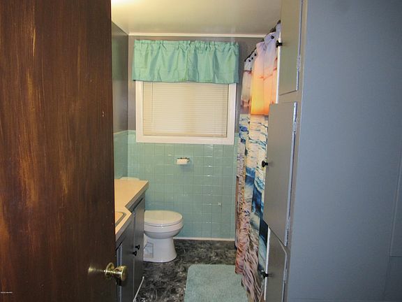 4th image of 14181 Hanna Ave NE