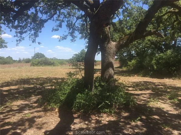 0 Deerfield Dr, Normangee, TX 77871