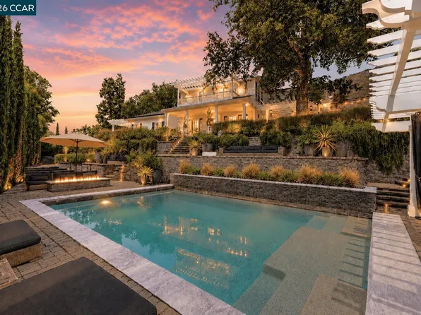 950 Country Ln, Walnut Creek, CA 94596