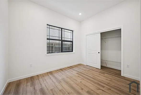 5139 Wayne Ave — Photo 13