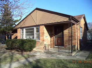 9133 Menard Ave, Oak Lawn, IL 60453