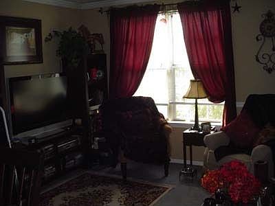 3rd image of 38 Bickel Ct