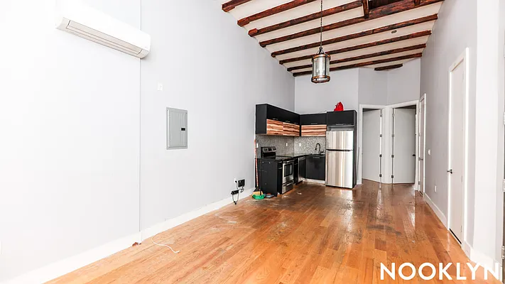 Rented by Nooklyn NYC LLC | media 15