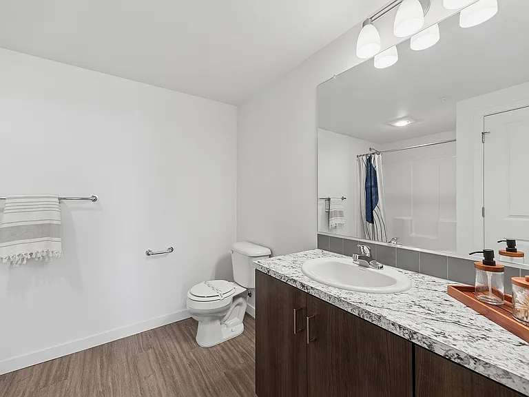 Pacific Ridge Apartments — Photo 34
