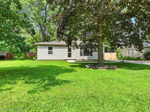 18531 Pershing St, Livonia, MI 48152