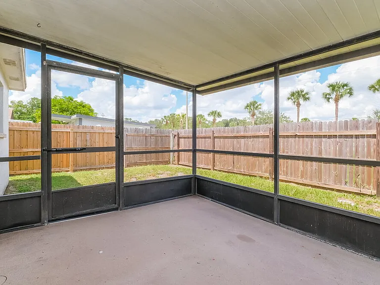 10147 Cedar Dune Dr — Photo 8