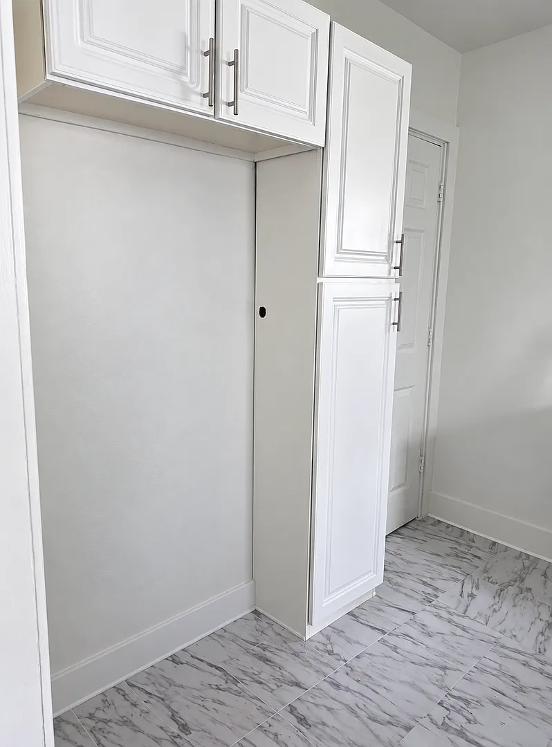 2 bed 1 bath home -$1,100 — Photo 3