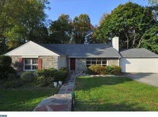 1236 Greentree Ln, Penn Valley, PA 19072