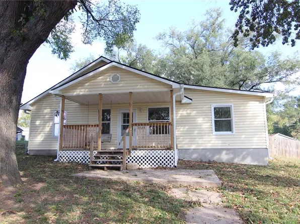 5638 Miami Ave, Kansas City, KS 66106
