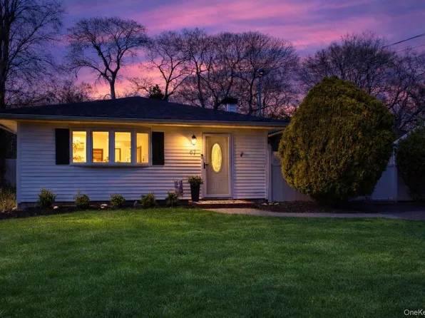 67 Westminster Drive, Shirley, NY 11967