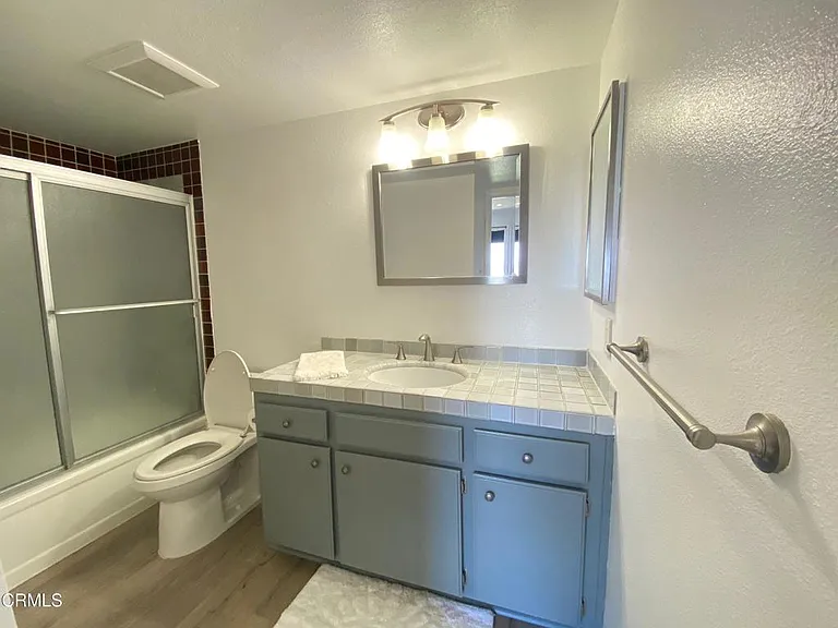 754 Fremont Villas — Photo 12