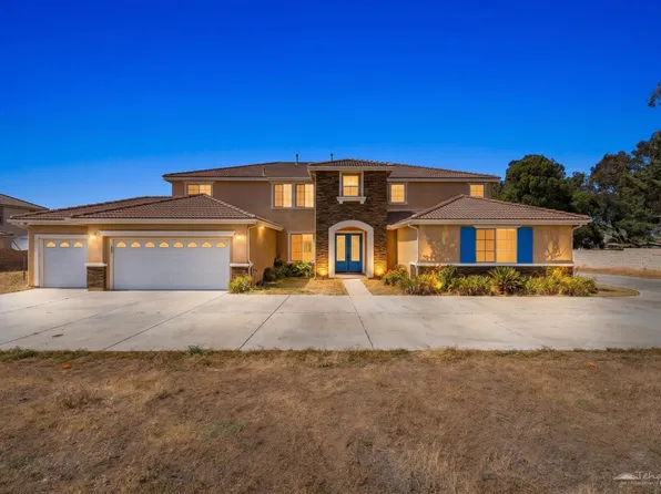 658 E Lago Lindo Rd, Palmdale, CA 93550