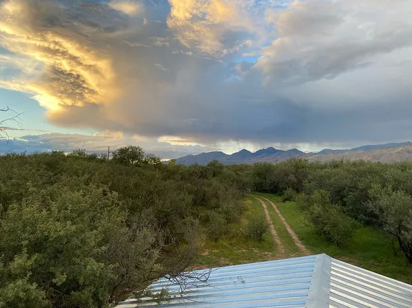 1954 N Wentworth Rd, Tucson, AZ 85749