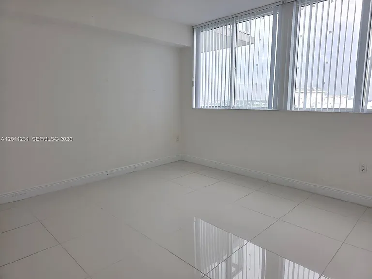 1861 NW South River Dr #2603 — Photo 9