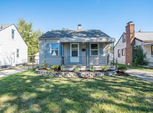 19139 Kenosha St, Harper Woods, MI 48225