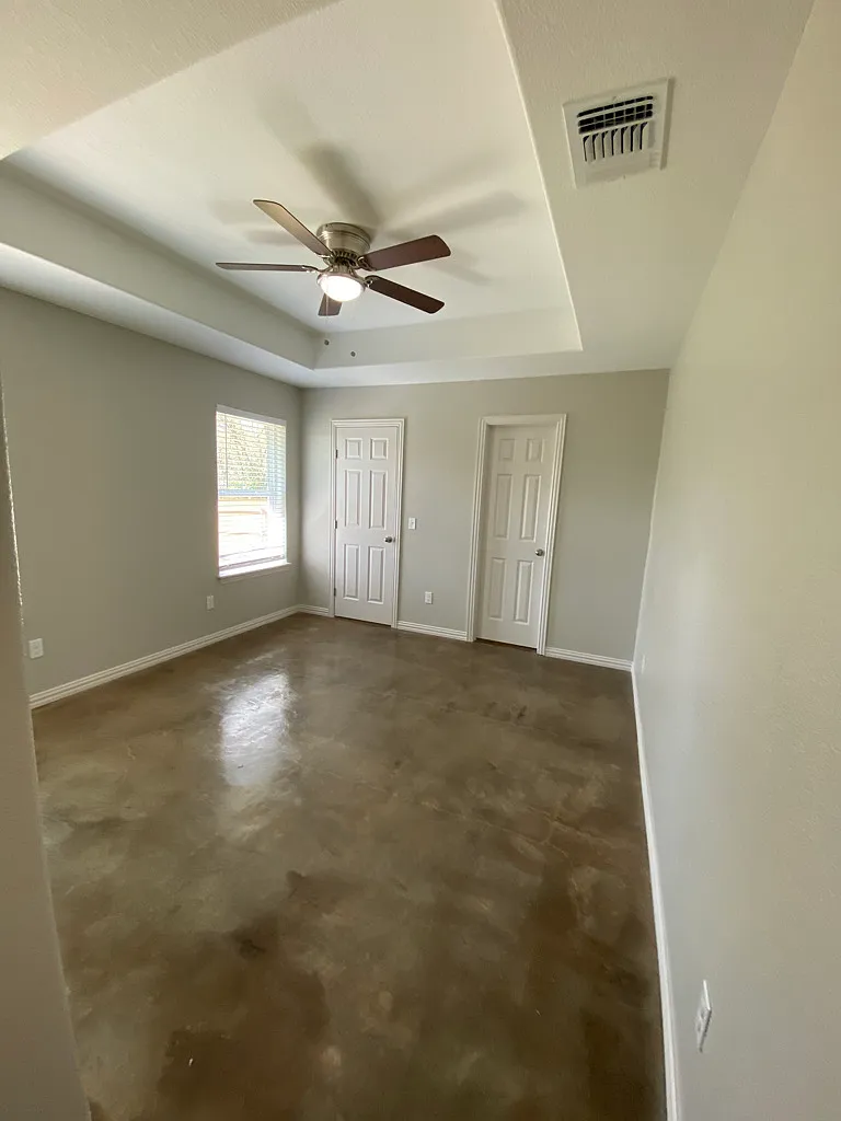 1017 South Scullin Avenue, Denison 75020 - 1 — Photo 4