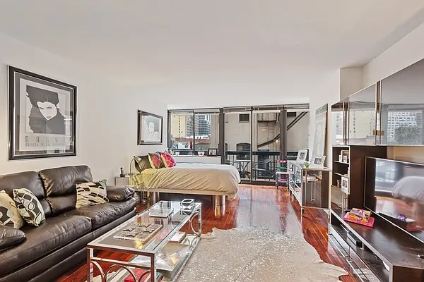 Rented by Corcoran | media 1