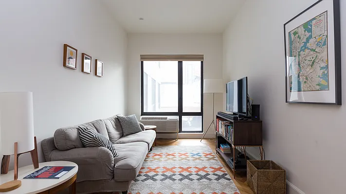 Rented by Nooklyn NYC LLC | media 108