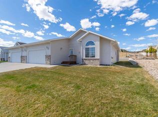 4039 Brooke St, Rapid City, SD 57701