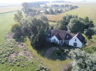 1737 E 1700 North Rd, Watseka, IL 60970