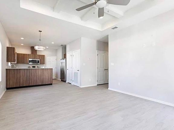 2nd image of 3609 Tinsley Ave