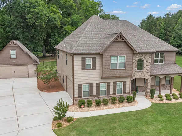 375 Grandmas Ln, Fayetteville, GA 30215