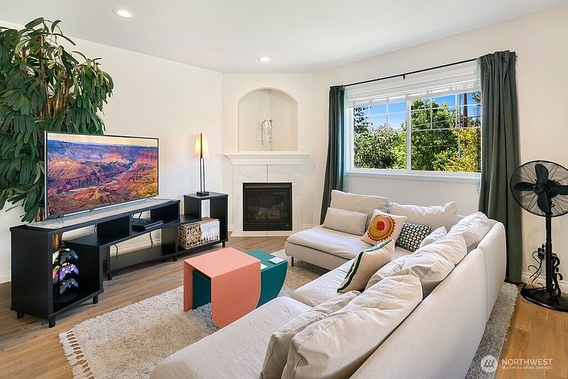 4th image of 15503 18th Avenue W #2A