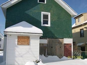 2nd image of 3637 E 113th St