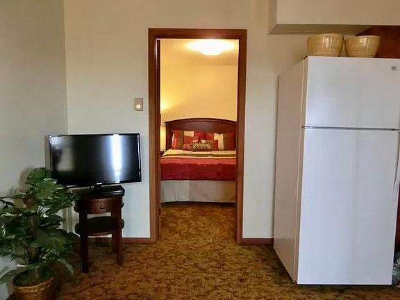 2nd image of 255 Elkin Ave #B1y9d41jr
