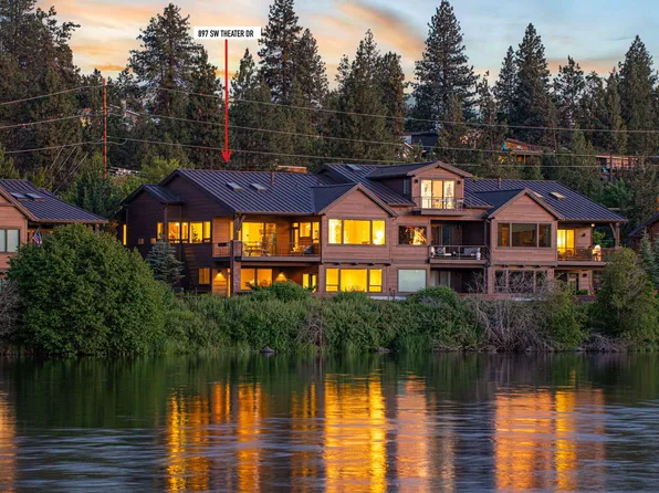 897 SW Theater Dr, Bend, OR 97702