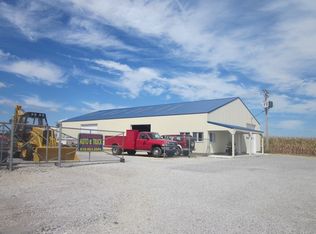 1015 N 1st St, Enfield, IL 62835