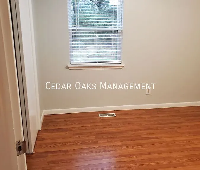 2202 Dogwood Pl — Photo 9