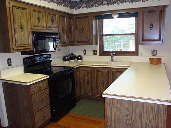 2nd image of 13720 W Crawford Dr