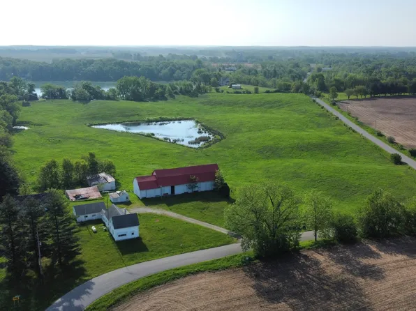 10480 W Lime Lake Rd, Orland, IN 46776