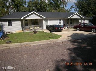 4413 Oakview Dr, Columbia, MO 65202