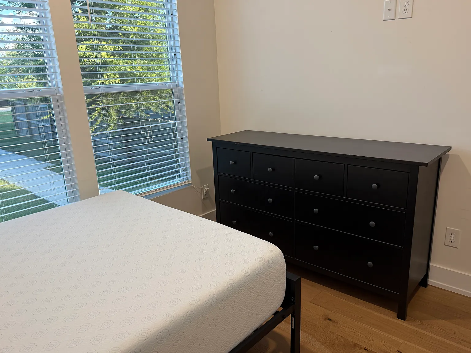 2107 Courtney Ave — Photo 4
