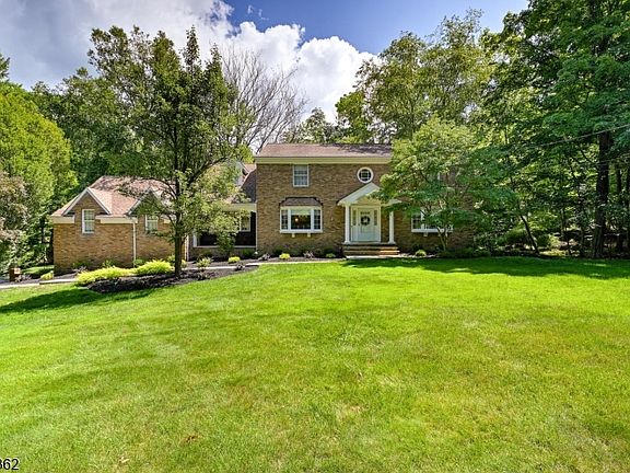 2nd image of 30 Cherry Tree Ln