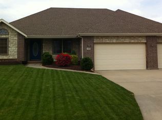 3743 N Ashbury Dr, Springfield, MO 65803