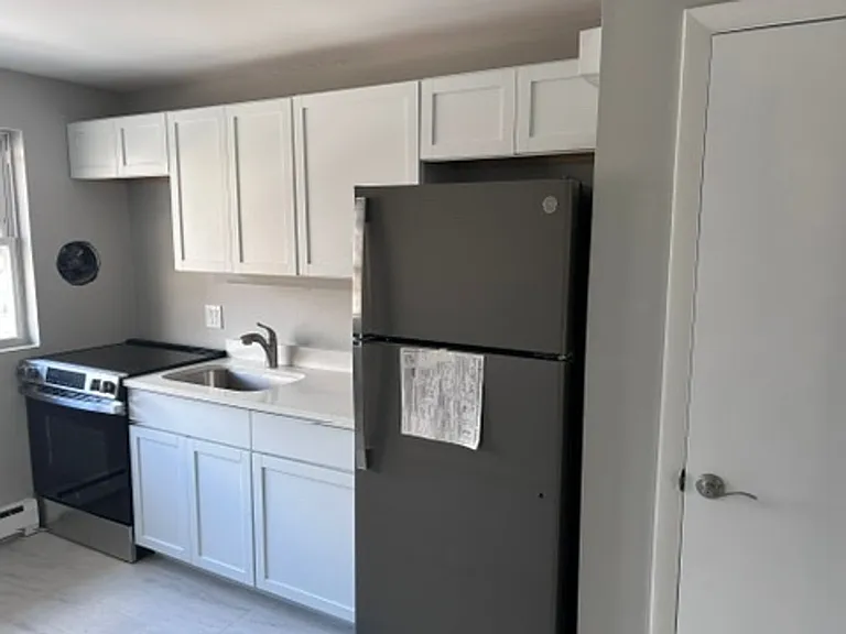 95 Fern St — Photo 13