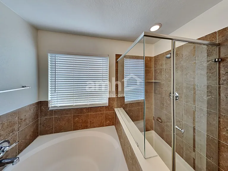 431 Tequila Rnch — Photo 14