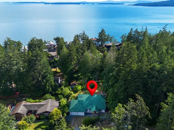 7905 Plumper Way, Southern Gulf Islands, BC V0N 2M2
