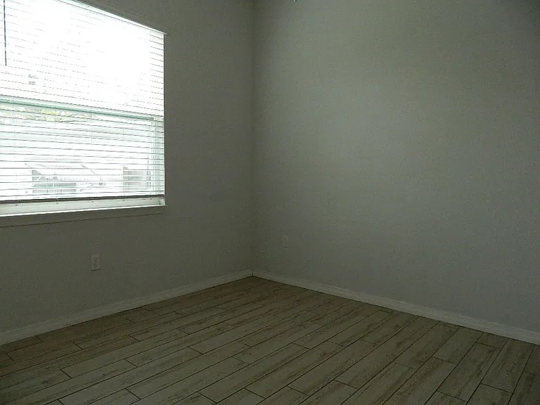 1509 Regan Ave — Photo 16