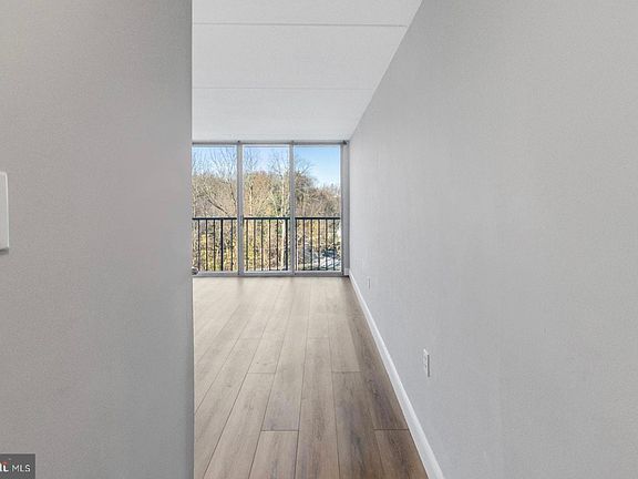 3rd image of 602 Playa Del Sol #602