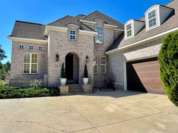 405 Juniper Creek Dr, Brewton, AL 36426